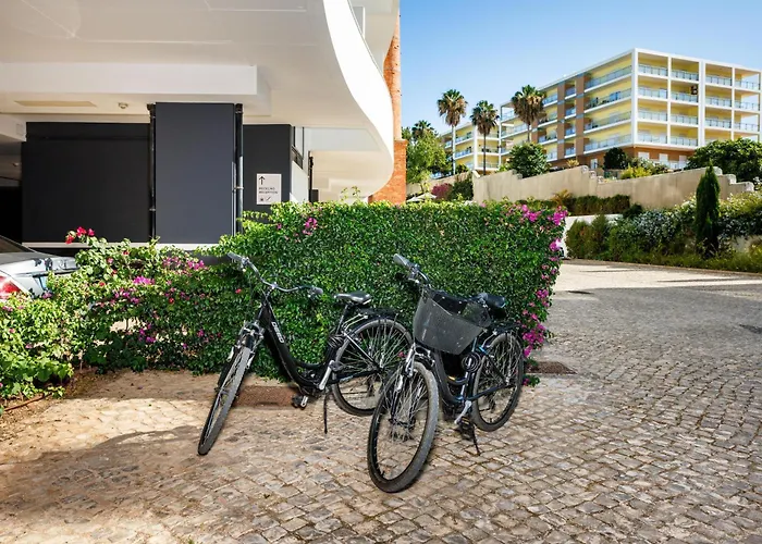 Portimao Hotels