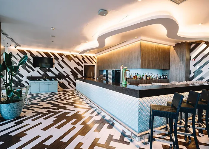 Olhao Hotels