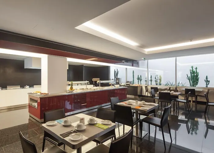 Lisbon Beach hotels